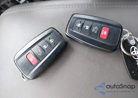 2024 Toyota Rav4 Xle Premium from USA, damaged, VIN 2T3A1RFV4RC418449